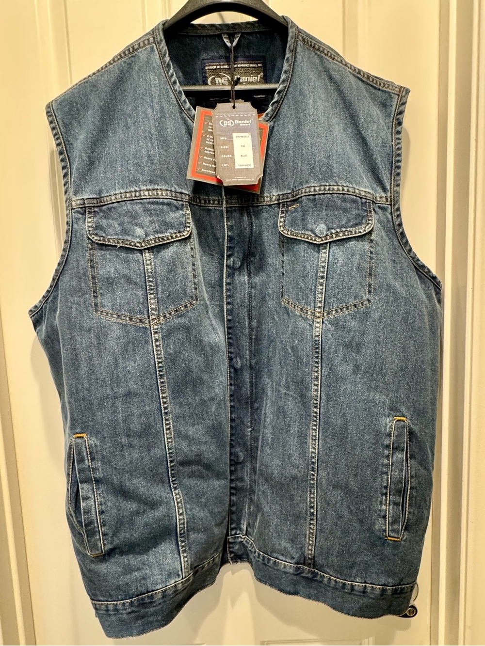 NWT Daniel Smart Denim Vest Jacket - Blue Sleeveless Men’s Jacket